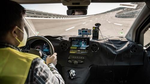 Mercedes Citan Eventbegleitung Teststrecke Fahrerassistenz Testfahrer